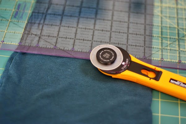 #DIY maxi dress #refashion #tutorial - rotary cutter and cutting mat - www.honestlymodern.com