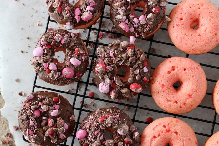 FashionablyEmployed.com | Chocolate Covered Strawberry Donuts | A quick and easy recipe that looks far fancier than it really is, great gift idea for Valentine's Day