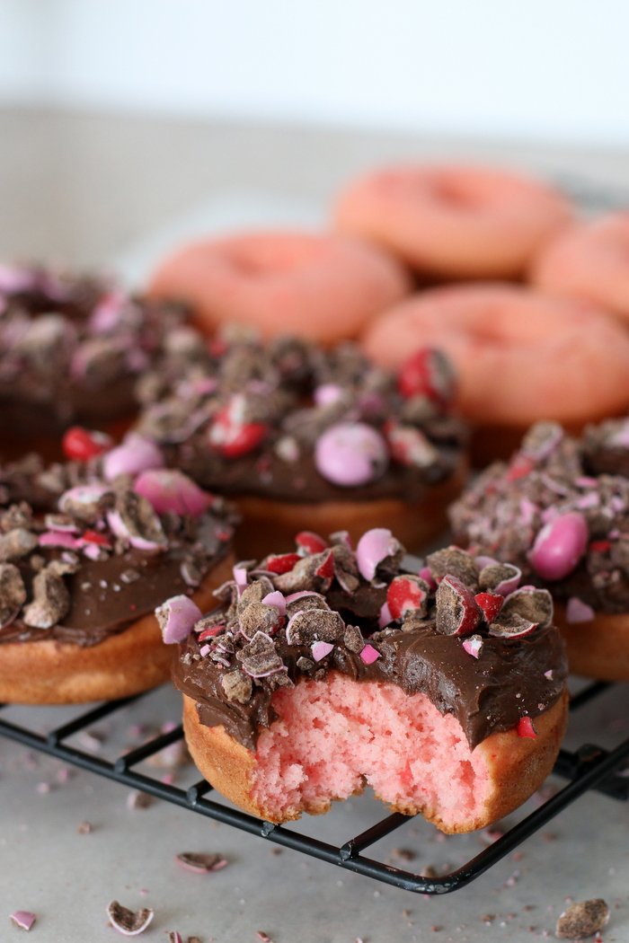 FashionablyEmployed.com | Chocolate Covered Strawberry Donuts | A quick and easy recipe that looks far fancier than it really is, great gift idea for Valentine's Day