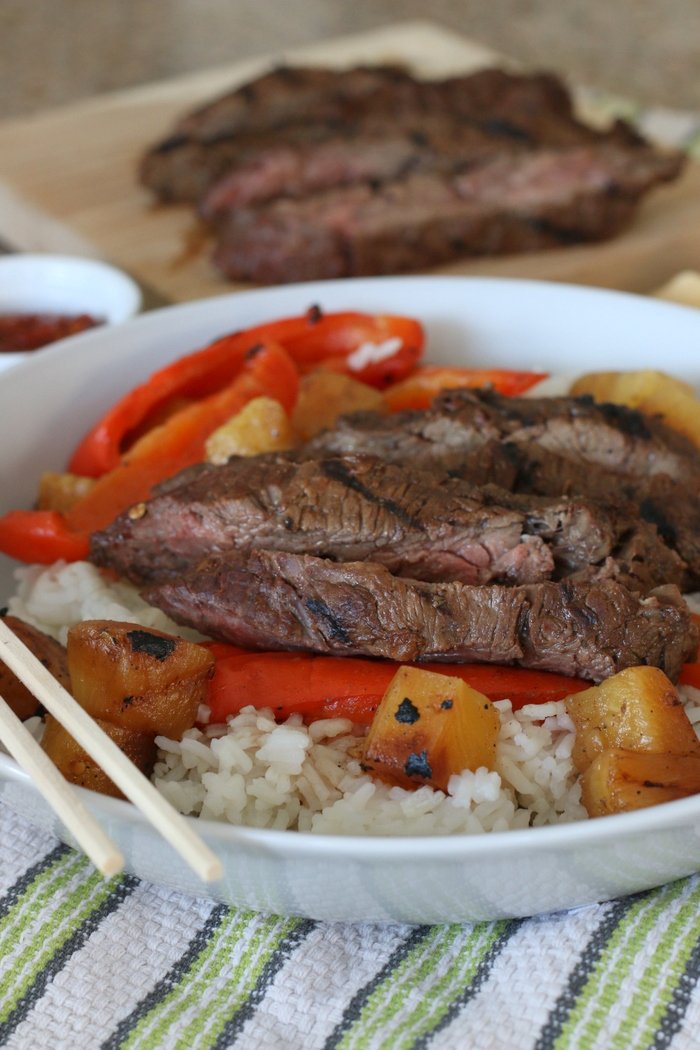 Need an easy idea for an asian-inspired family dinner? Try this for a perfectly grilled, indoor meal that's perfect anytime of year! | FashionablyEmployed.com | Practical and sustainable life and style for modern professional women