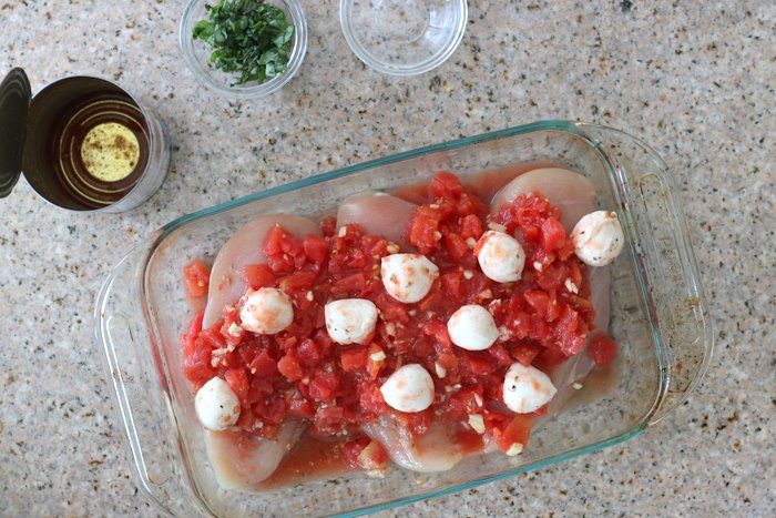 Want a quick and easy, kid-friendly recipe that's healthy? Check out this chicken bruschetta that you'll have on your table in no time!