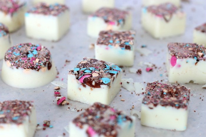 Want a quick and easy homemade treat sure to impress? Check out these easy two-ingredient homemade white chocolate candies. Click through for details and the recipe.