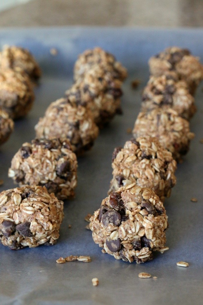 Simply Relish | Healthy No Bake Chocolate Almond Butter Granola Bites