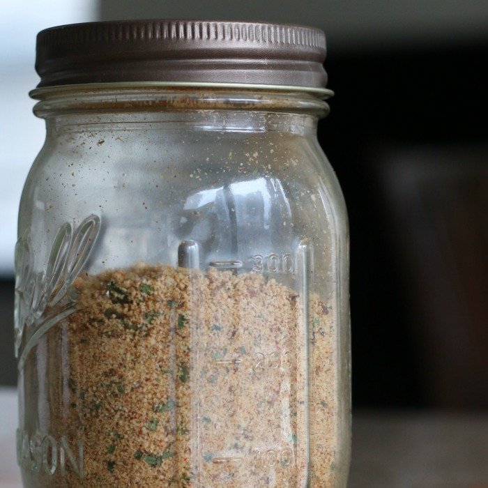 spices in mason jar mixed