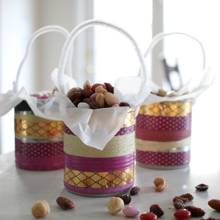 Simple Washi Tape & Tin Can Mini Gift Bucket DIY For Kids