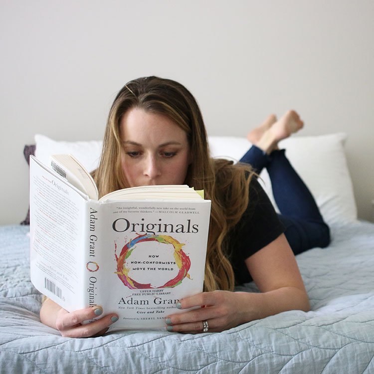 10+ Ways to Find and Make More Time to Read