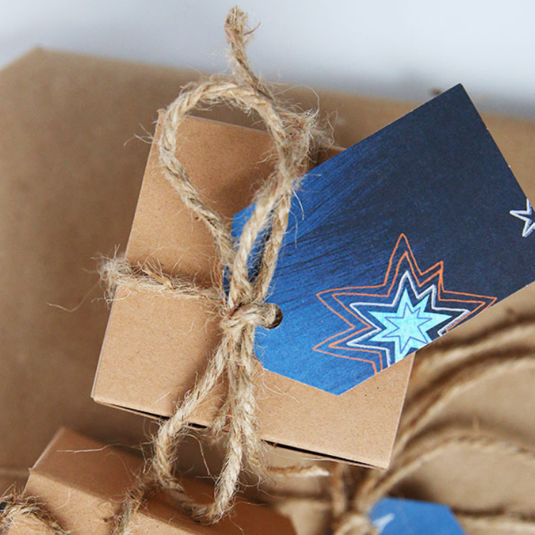 How To Repurpose Greeting Cards As Upcycled DIY Gift Tags