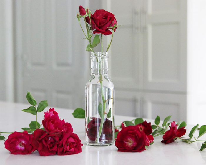 Fresh Roses Dressing Zero Waste Floral Arrangements With Roses From Our Garden - Honestly Modern