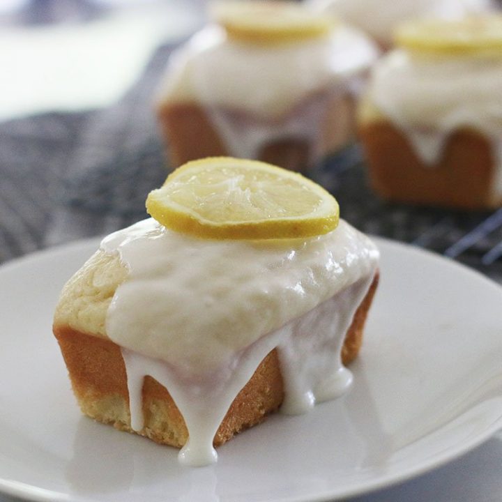 Mini Lemon Loaf Cake With Lemon Icing