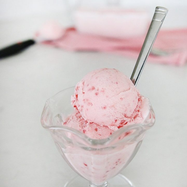 Homemade Strawberry Ice Cream