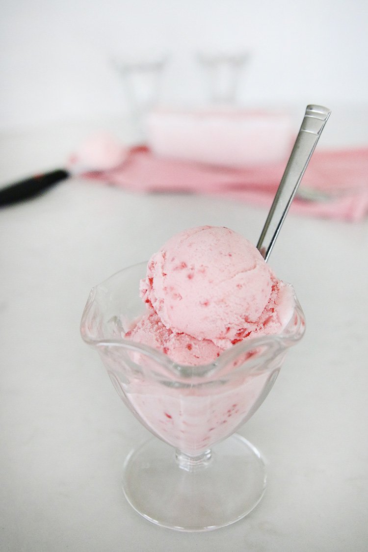 Homemade Strawberry Ice Cream