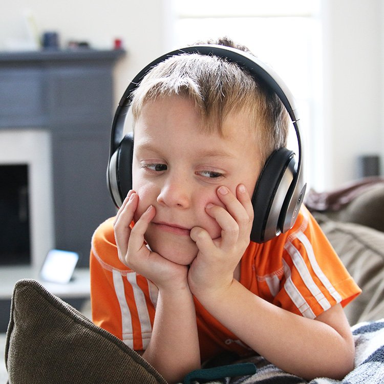 7 Great Benefits of Audiobooks for Kids