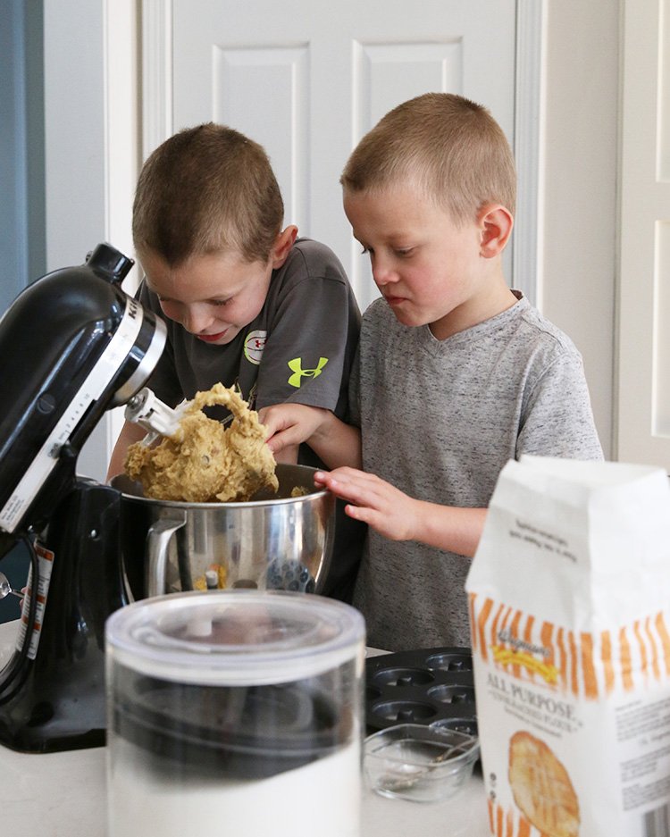 12 top tips for baking with kids (and why you should)