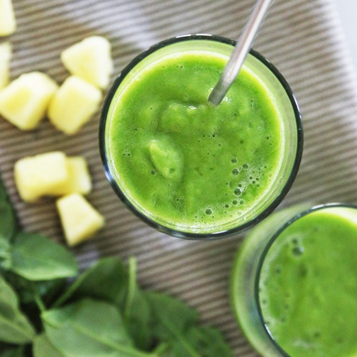 Spinach Banana Mango Smoothie