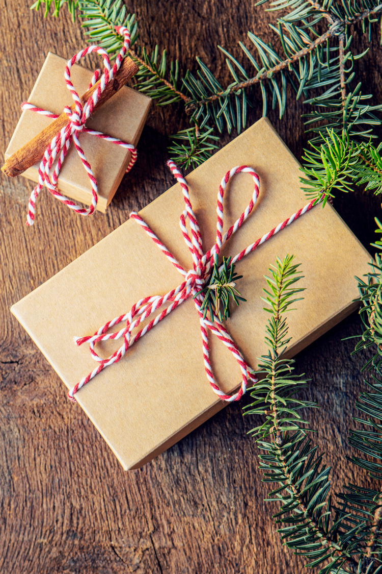 10 Christmas Gift Ideas In 2022 To Support Local & Surprise Others