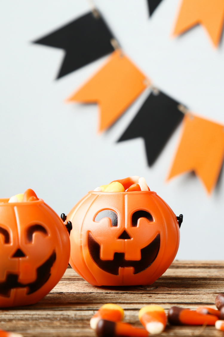 Fun & Low Waste Halloween Trick-or-Treating