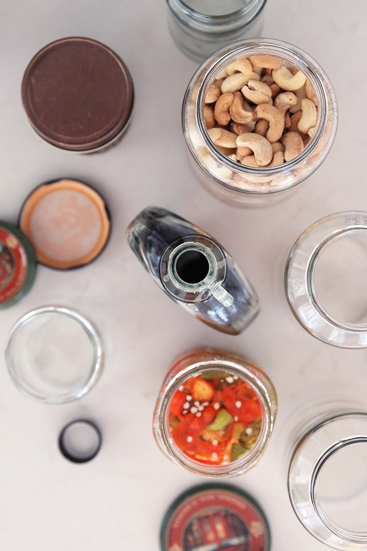 Cleaning and Repurposing Spice Jars - The Links Site