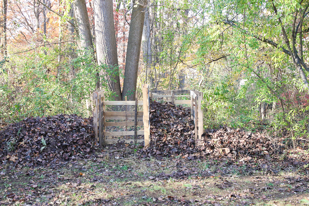 DIY Compost Bin Pallets - How You Can Make Them at Home