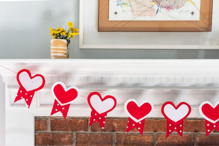 Sustainable DIY Felt Heart Garland for Valentine’s Day