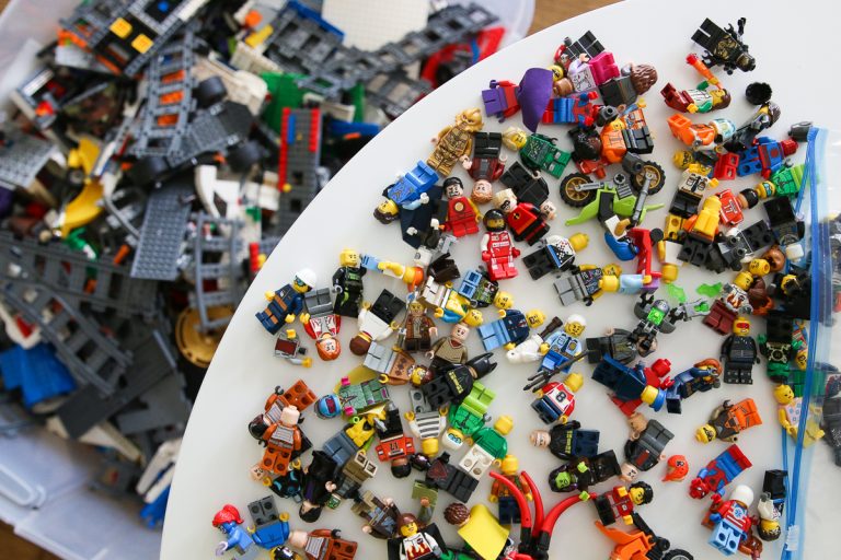 How We Made $1,200+ Selling LEGO Sets on Facebook Marketplace