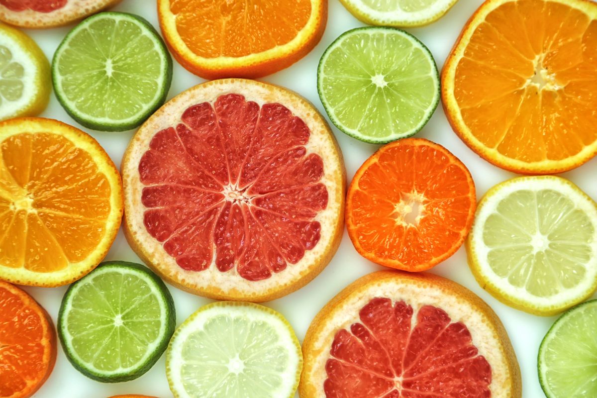 Know Your Citrus: A Field Guide to Oranges, Lemons, Limes, and Beyond