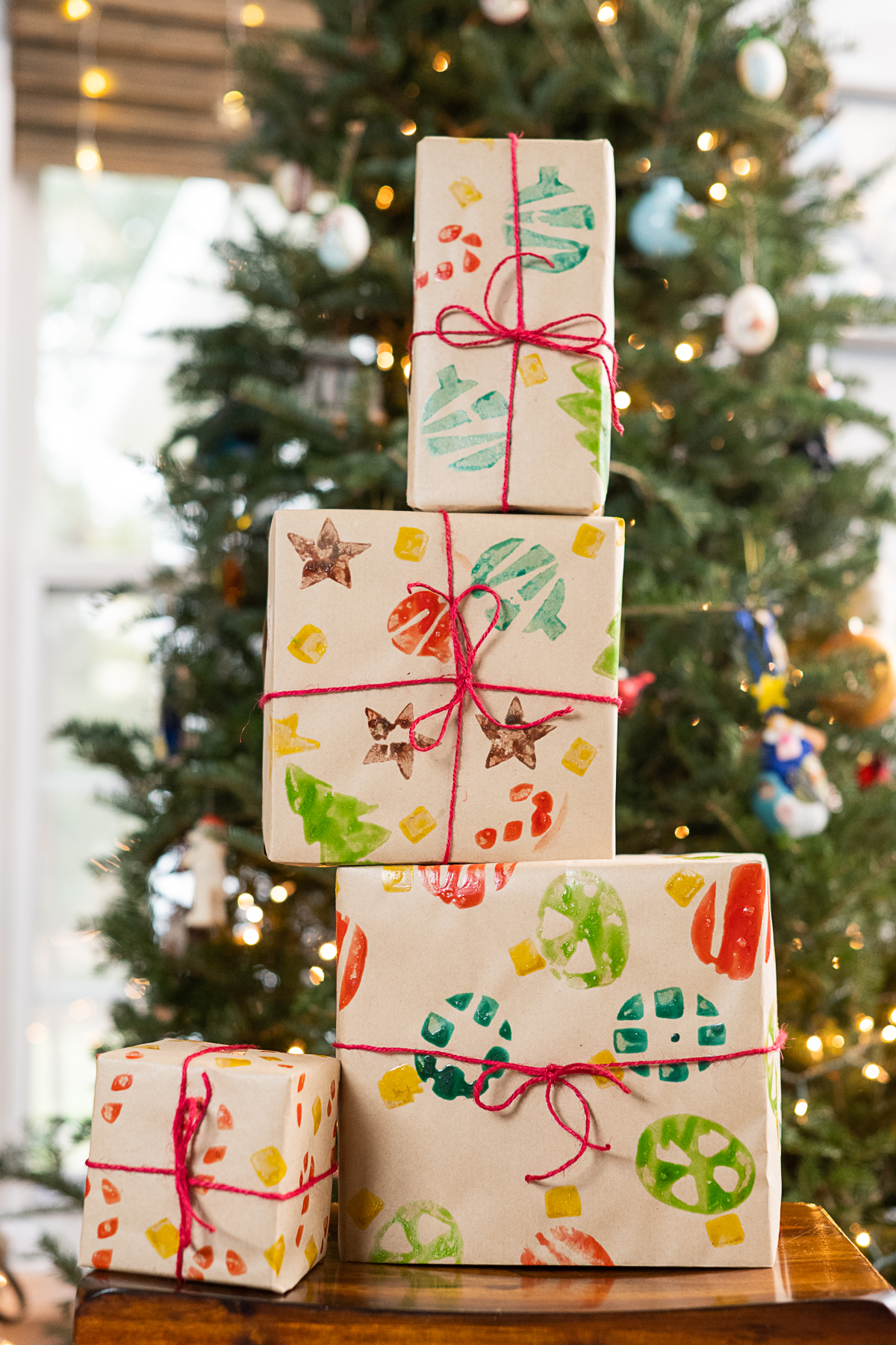 Sustainable Christmas: DIY Compostable Wrapping Paper