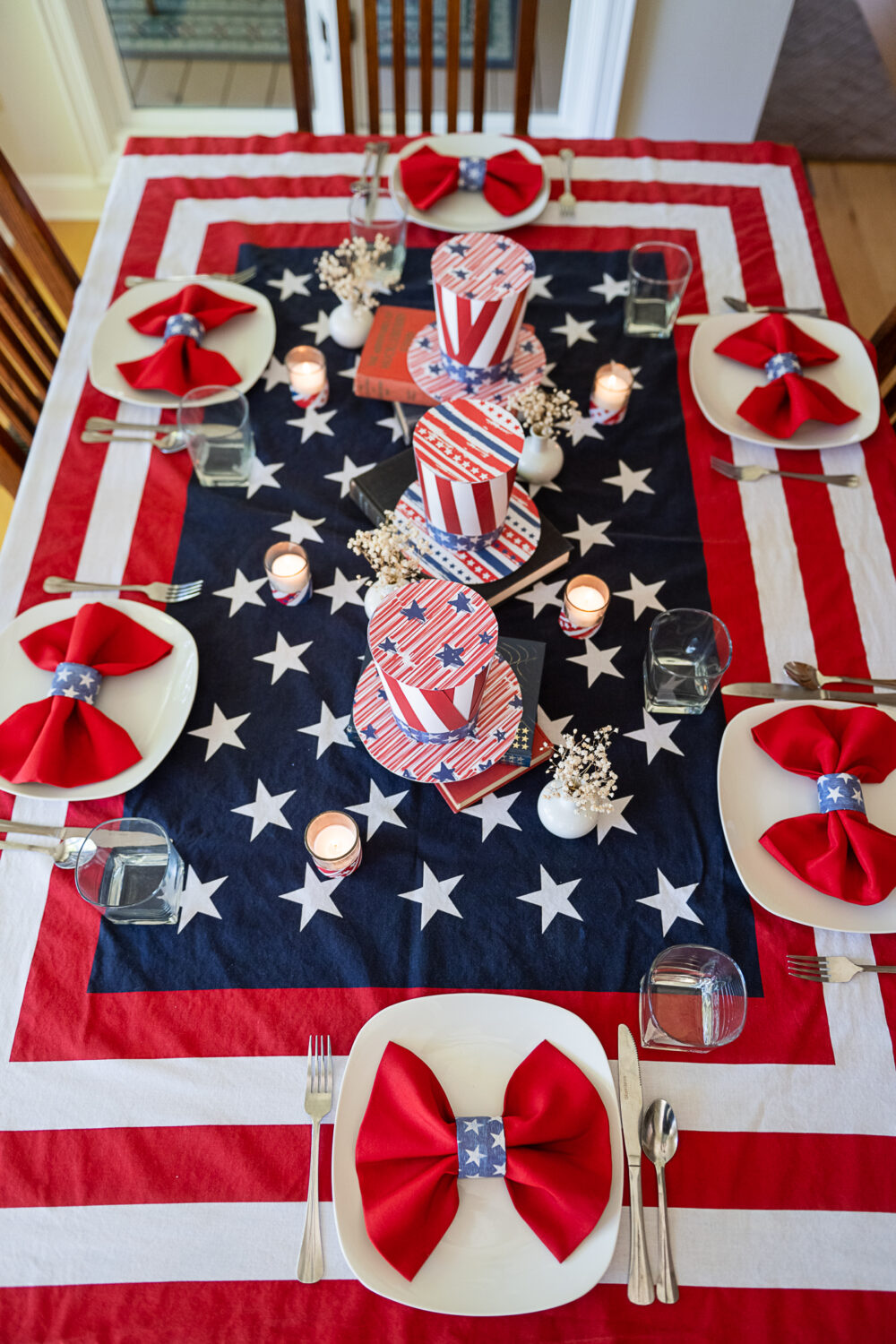 Uncle Sam-inspired 4th of July Tablescape