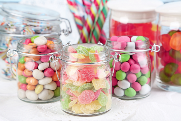 11 DIY Candy Buffet Table Ideas